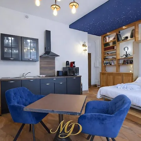 Myd - The Jules Verne Apartment *